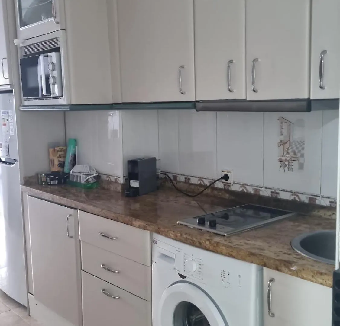 Benal Beach 1 Holidays Sea View Benalmadena Malaga Appartement